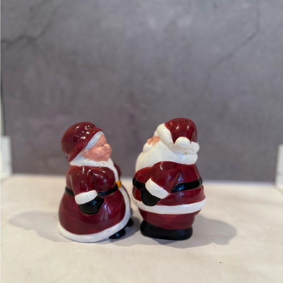 Festive Santa and Mrs. Claus Figurine Set - Picture 2 of 4